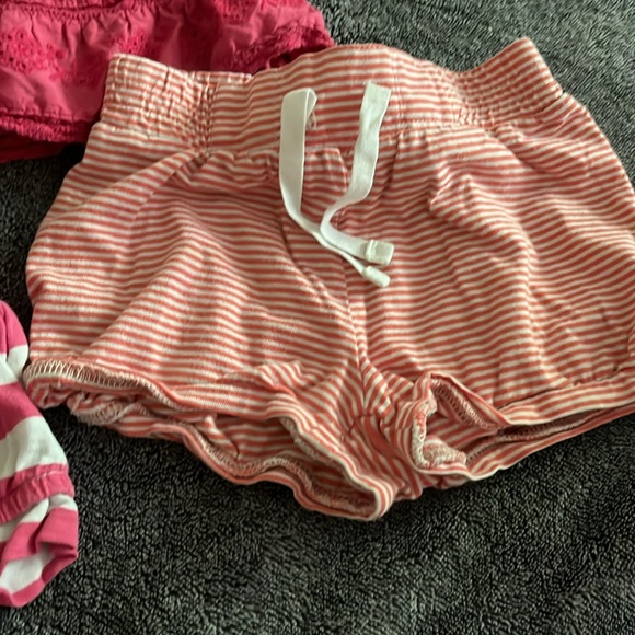 baby girls skort and 2 shorts - Picture 7 of 9